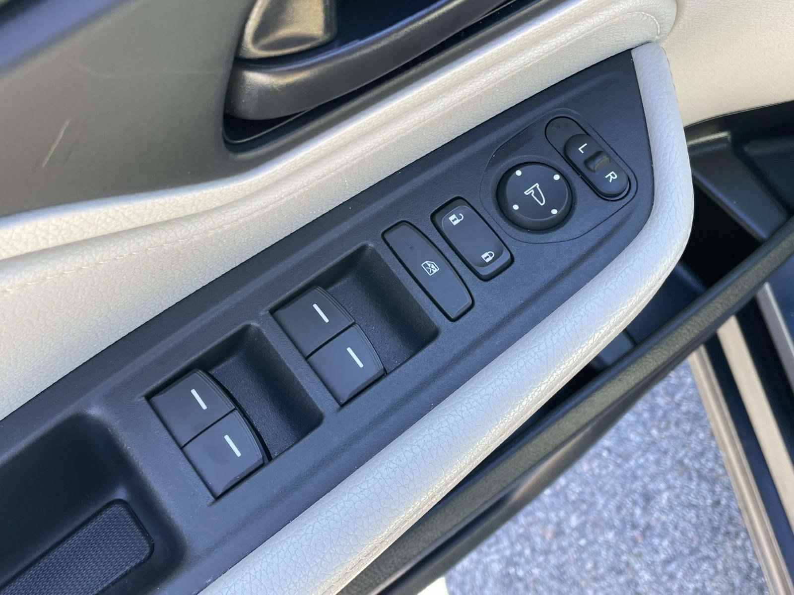 Used 2025 Honda Odyssey EX-L image 19