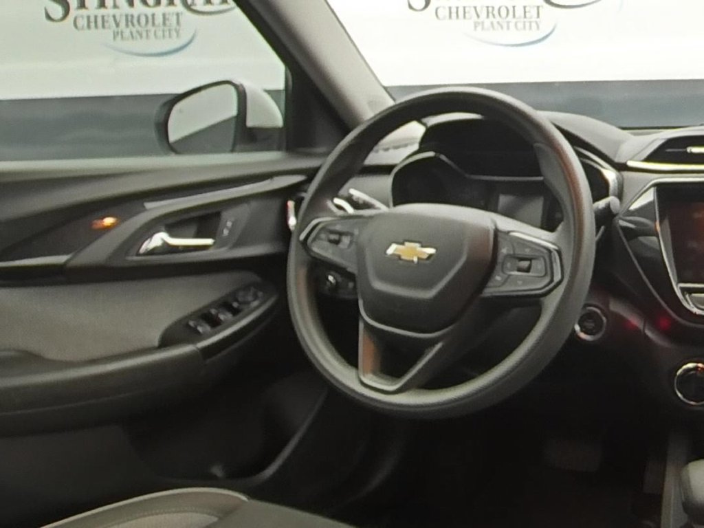 Used 2023 Chevrolet TrailBlazer LT w/ Convenience Package FWD image 16