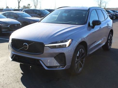 New 2026 Volvo XC60 B5 Plus w/ Protection Package Premier AWD/4WD image 7