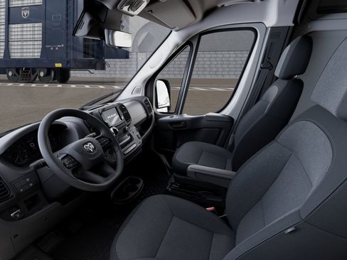 New 2026 RAM ProMaster 2500 w/ Convenience Group image 22