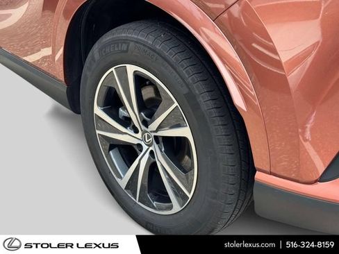 Used 2025 Lexus RX 350 Premium w/ Accessory Package AWD/4WD image 13