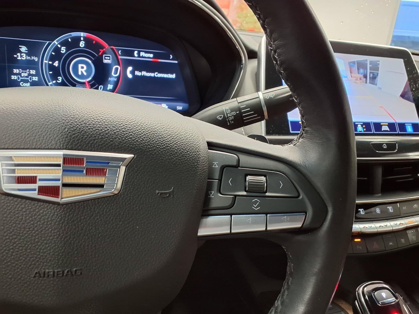 Used 2024 Cadillac CT4 Luxury RWD image 30