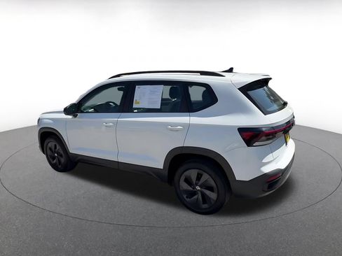 Used 2026 Volkswagen Taos S FWD image 8