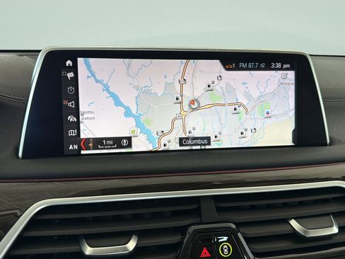Used 2019 BMW 740i RWD image 37