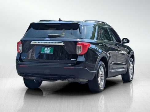 Used 2020 Ford Explorer XLT w/ Comfort Package AWD/4WD image 4