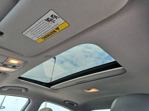 Used 2013 Hyundai Elantra Limited FWD image 14