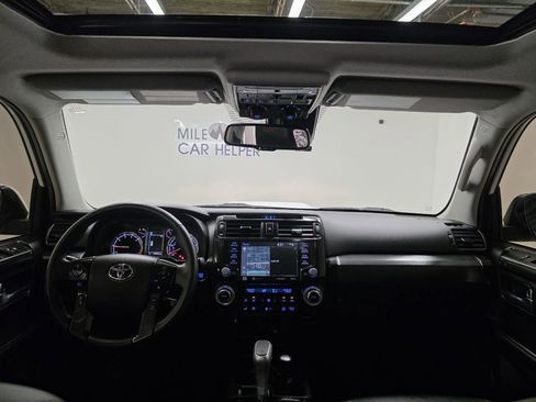 Used 2022 Toyota 4Runner TRD Pro AWD/4WD image 4