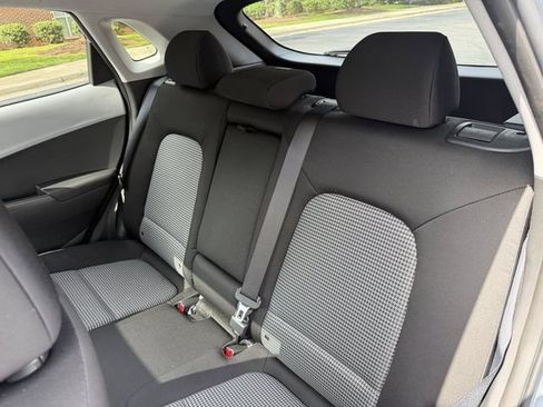 Used 2020 Hyundai Kona SEL Plus FWD image 27