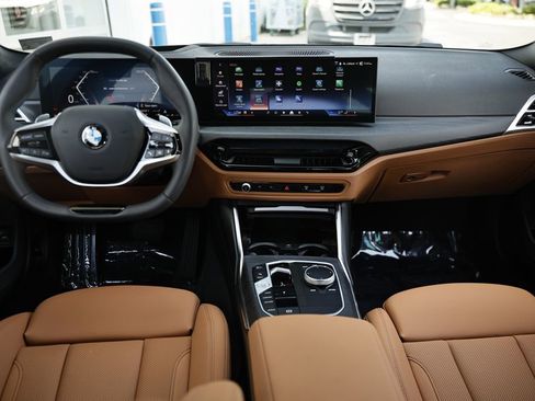 Used 2025 BMW 330i Sedan w/ M Sport Package RWD image 27