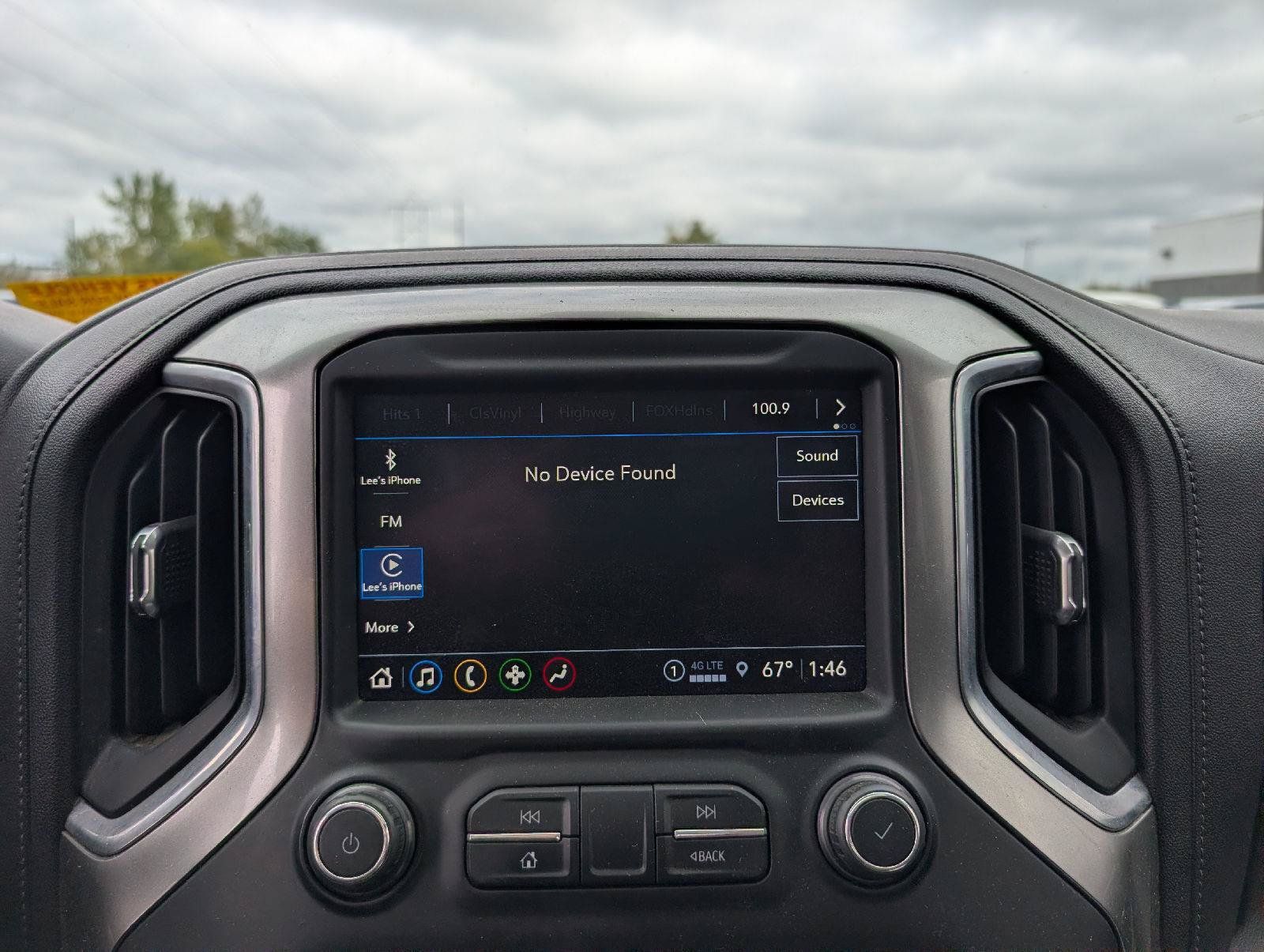 Used 2021 Chevrolet Silverado 1500 LT Trail Boss w/ Convenience Package II AWD/4WD image 18