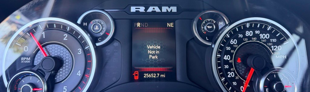 Used 2024 RAM 3500 Tradesman w/ Chrome Appearance Group AWD/4WD image 12