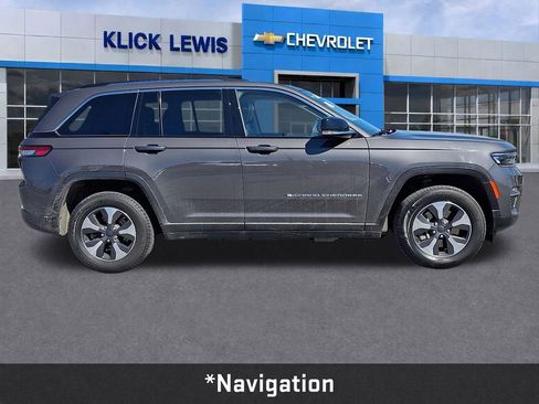 Used 2022 Jeep Grand Cherokee Limited 4xe image 9