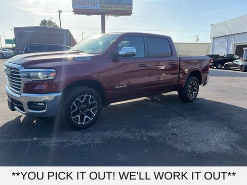 Used 2025 RAM 1500 Laramie AWD/4WD image 3