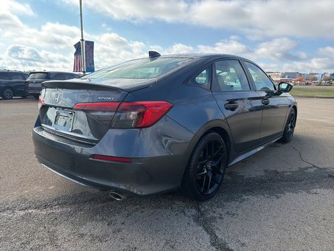 Used 2024 Honda Civic Sport image 5
