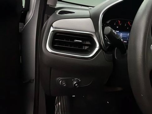 Used 2024 Chevrolet Equinox LS w/ LS Convenience Package FWD image 21