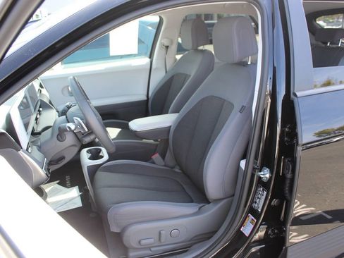 Used 2024 Hyundai Ioniq 5 SEL AWD/4WD image 13
