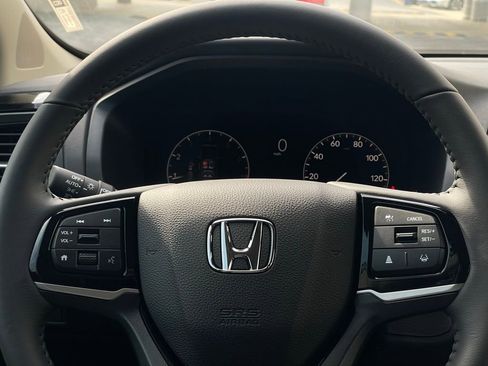 New 2026 Honda Odyssey Touring image 12