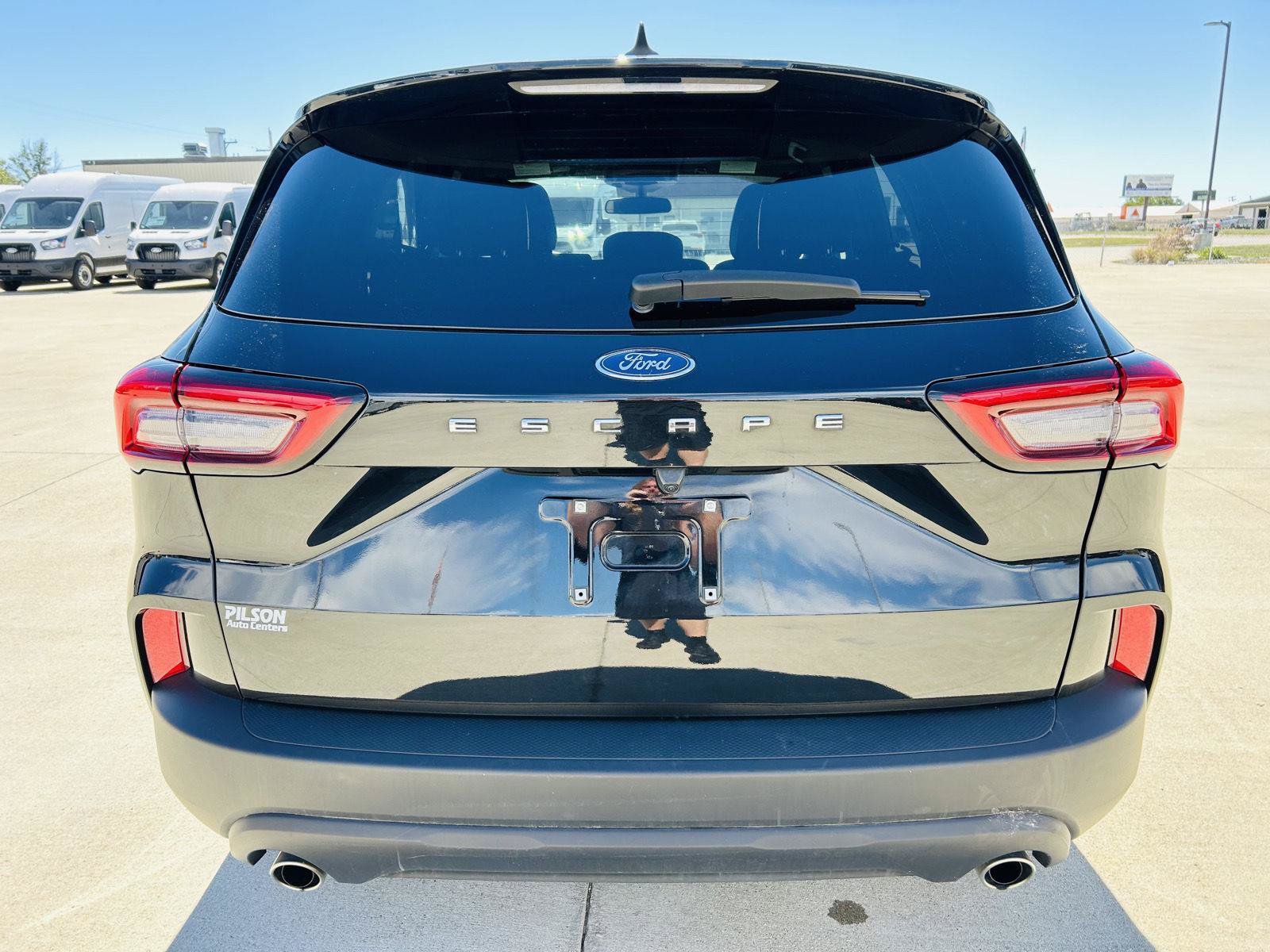 Used 2025 Ford Escape ST-Line FWD image 34