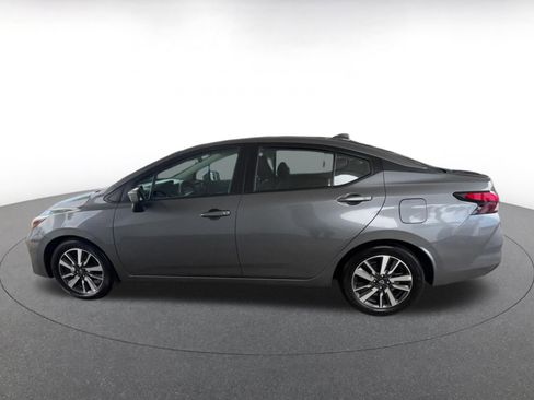 Used 2025 Nissan Versa SV FWD image 9