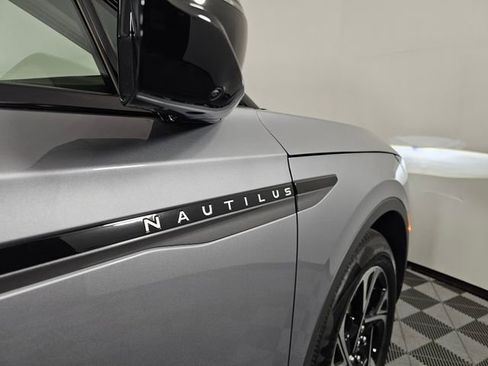 New 2025 Lincoln Nautilus Premier w/ Jet Appearance Package AWD/4WD image 10