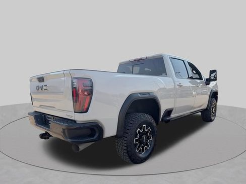 Used 2026 GMC Sierra 2500 AT4X w/ LPO, Black Badging Package AWD/4WD image 9