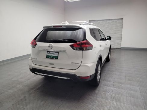 Used 2019 Nissan Rogue SV AWD/4WD image 7