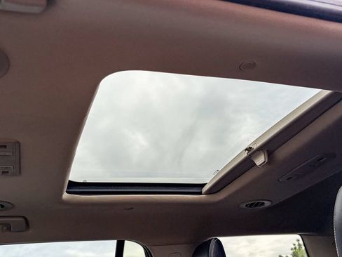 Used 2017 GMC Acadia Denali w/ Technology Package FWD image 25