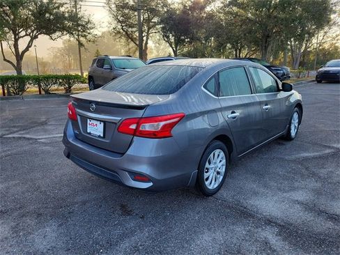 Used 2017 Nissan Sentra S w/ S Style Package image 2