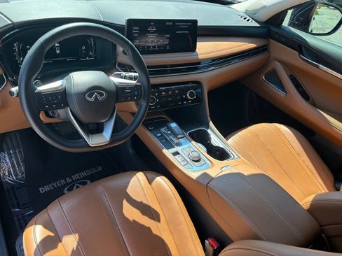 Used 2023 INFINITI QX60 Sensory w/ Vision Package AWD/4WD image 18