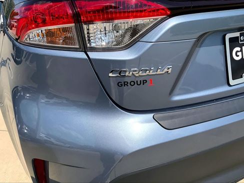 Used 2023 Toyota Corolla LE FWD image 32