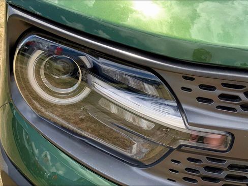 New 2025 Ford Maverick Lariat w/ Black Appearance Package image 13