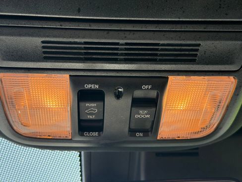 Used 2025 Honda Passport EX-L image 29