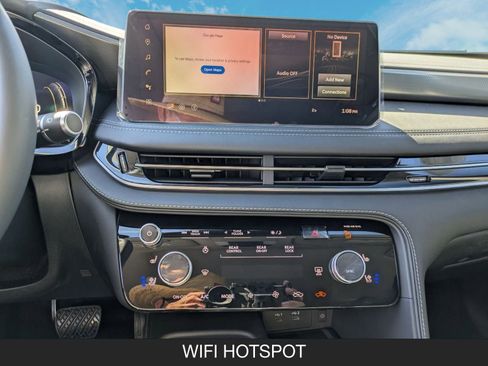 New 2026 INFINITI QX60 Luxe w/ Cargo Package image 17