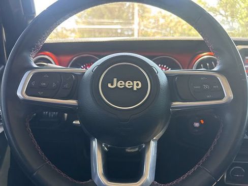 Used 2020 Jeep Wrangler Unlimited Rubicon AWD/4WD image 19