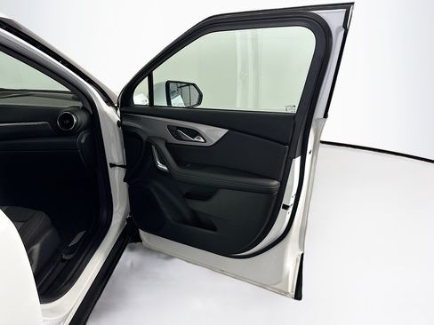 Used 2023 Chevrolet Blazer LT w/ Convenience Package FWD image 31
