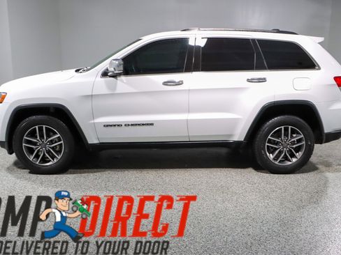 Used 2019 Jeep Grand Cherokee Limited AWD/4WD image 10