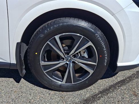 Certified 2024 Lexus RX 350 Premium w/ Accessory Package (Z1) AWD/4WD image 9