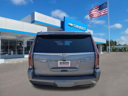 Used 2019 Cadillac Escalade Premium Luxury image 5
