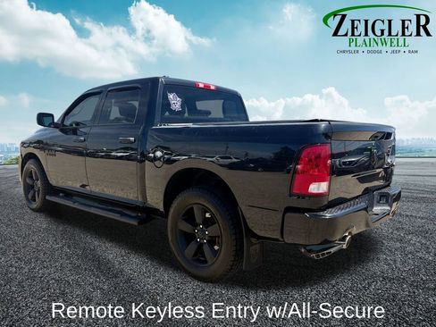 Used 2019 RAM 1500 Express w/ Wheel & Sound Group AWD/4WD image 3