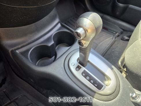 Used 2015 Nissan Versa FWD image 27