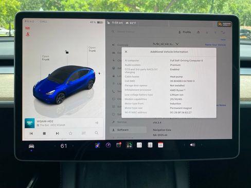 Used 2024 Tesla Model Y Long Range AWD/4WD image 24