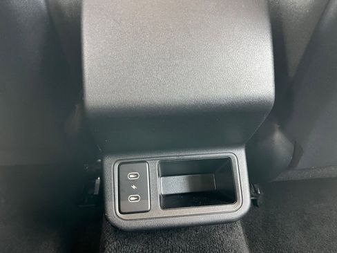 Used 2025 Kia K4 LXS image 23