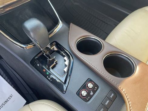 Used 2015 Toyota Avalon XLE Premium FWD image 23