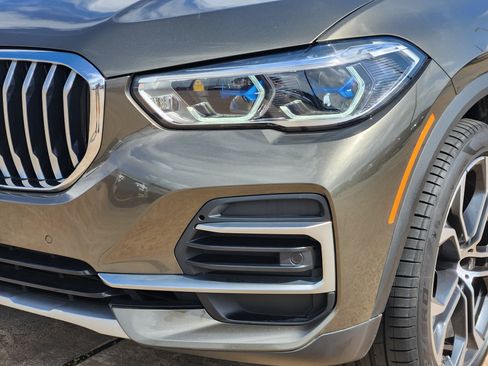 Used 2022 BMW X5 xDrive40i w/ Executive Package AWD/4WD image 10