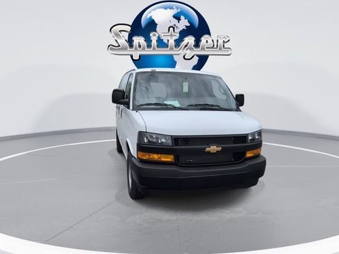 New 2026 Chevrolet Express 2500 w/ Driver Convenience Package RWD image 4