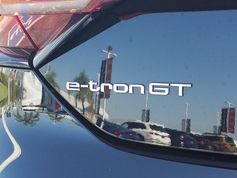Used 2024 Audi e-tron GT Premium Plus AWD/4WD image 7