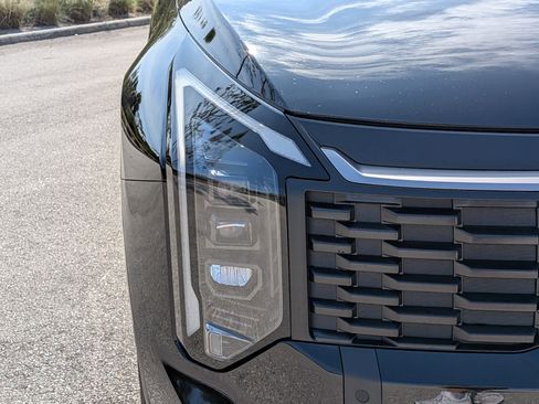 New 2026 Kia Sportage LX FWD image 10