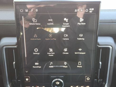 New 2026 GMC Yukon Denali w/ Denali Reserve Package RWD image 11