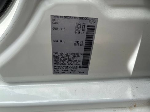 Used 2025 Nissan Altima 2.5 SV FWD image 21
