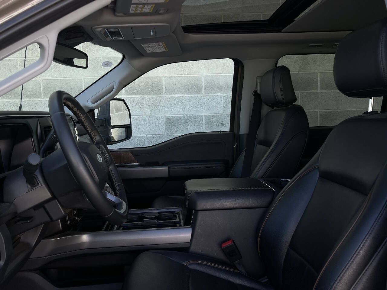 Used 2026 Ford F350 Lariat AWD/4WD image 13